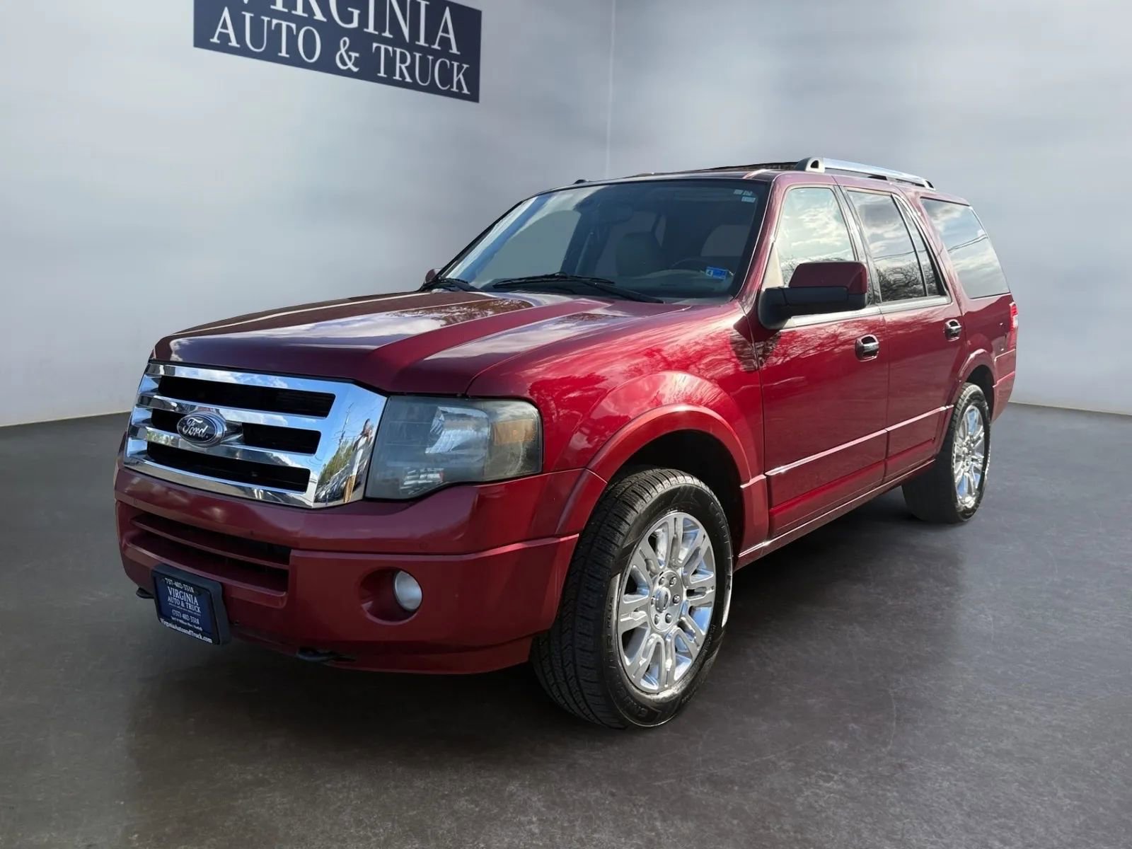 Used 2014 Ford Expedition Limited AWD/4WD image 1