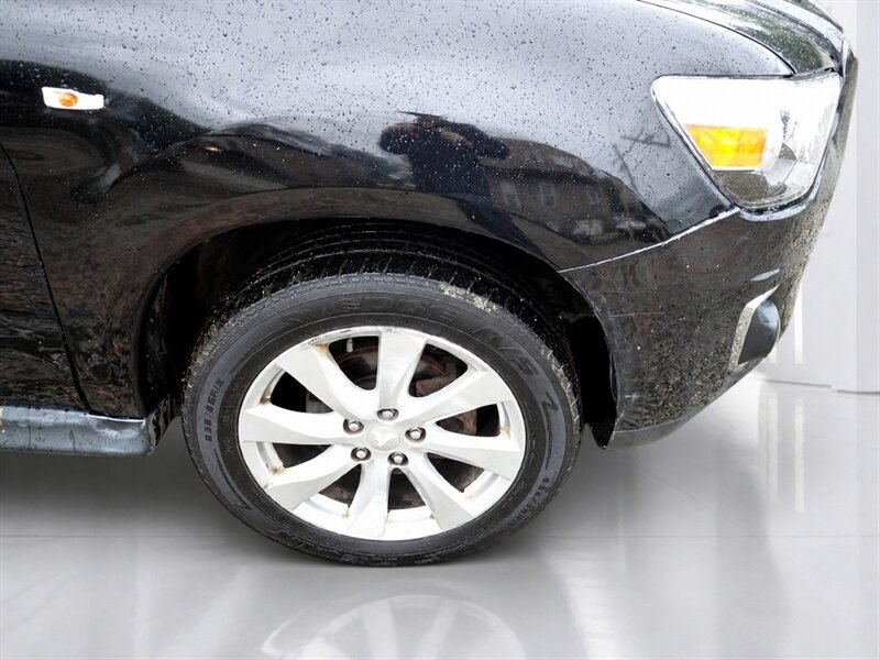 Used 2013 Mitsubishi Outlander Sport SE AWD/4WD image 7