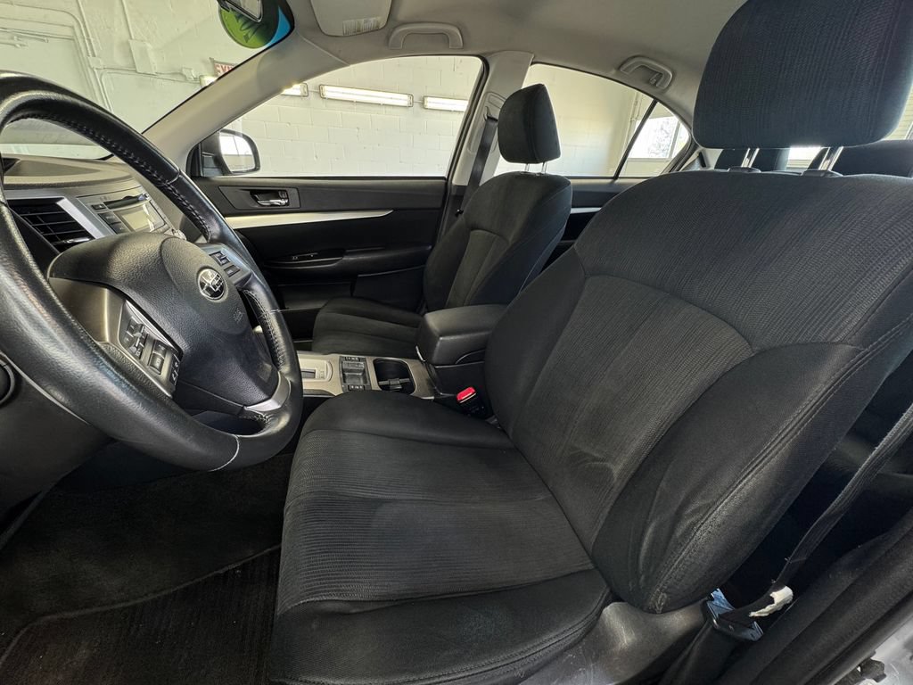 Used 2013 Subaru Legacy 2.5i Premium AWD/4WD image 12