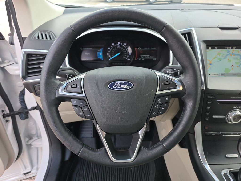 Used 2018 Ford Edge Titanium w/ Technology Package AWD/4WD image 31