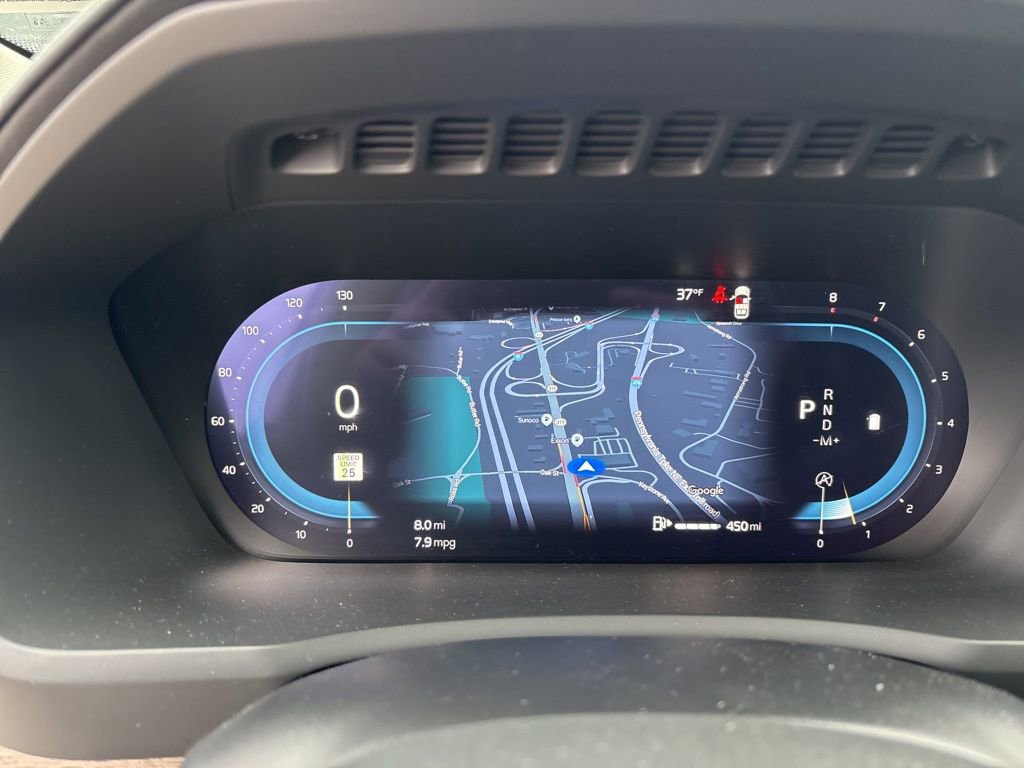 Certified 2025 Volvo XC90 B6 Plus image 22