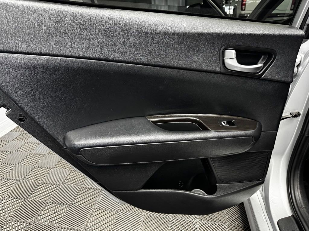 Used 2019 Kia Optima EX w/ EX Premium Package image 46