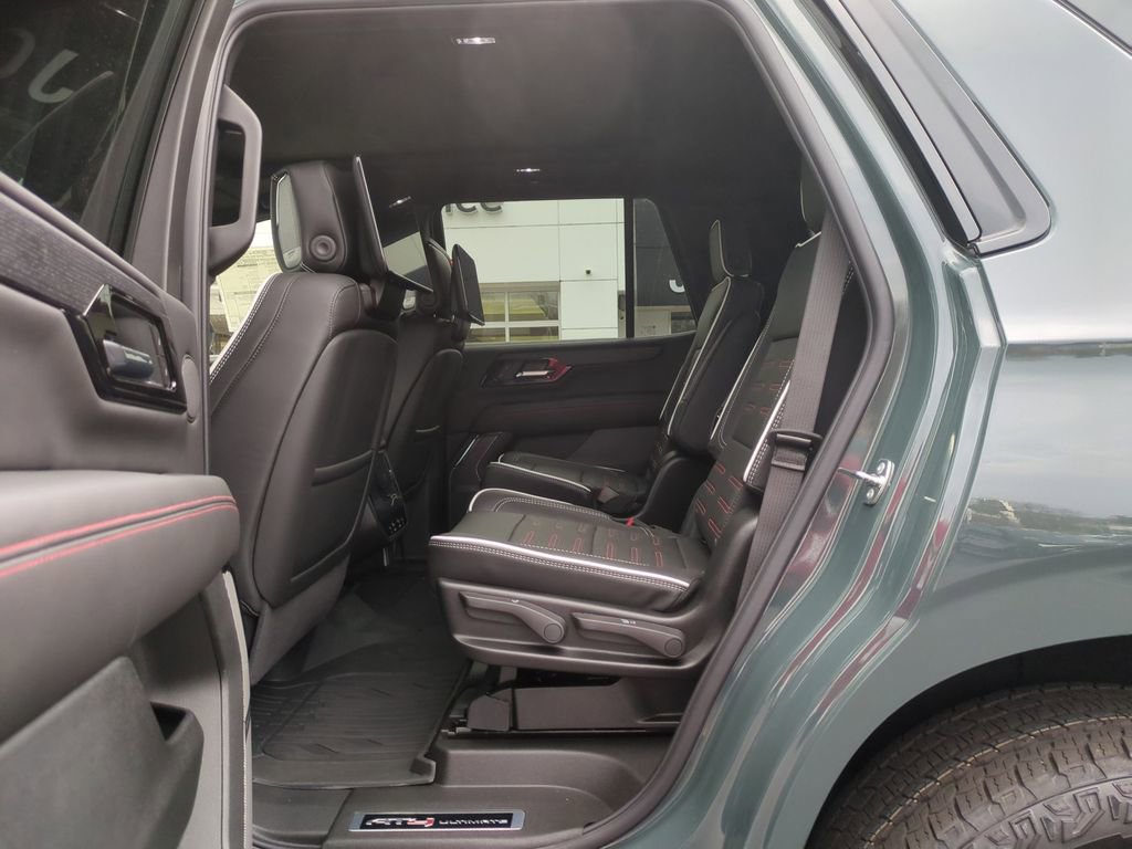 New 2026 GMC Yukon AT4 Ultimate w/ LPO, Floor Liner Package image 15