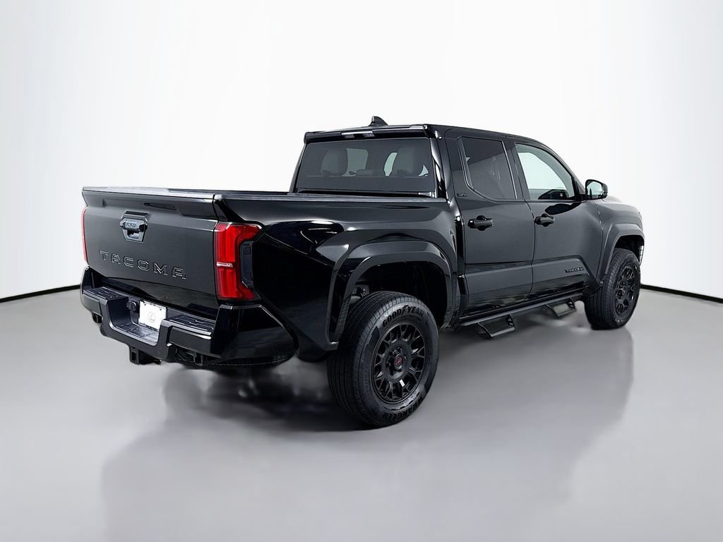 Used 2025 Toyota Tacoma SR5 RWD image 5