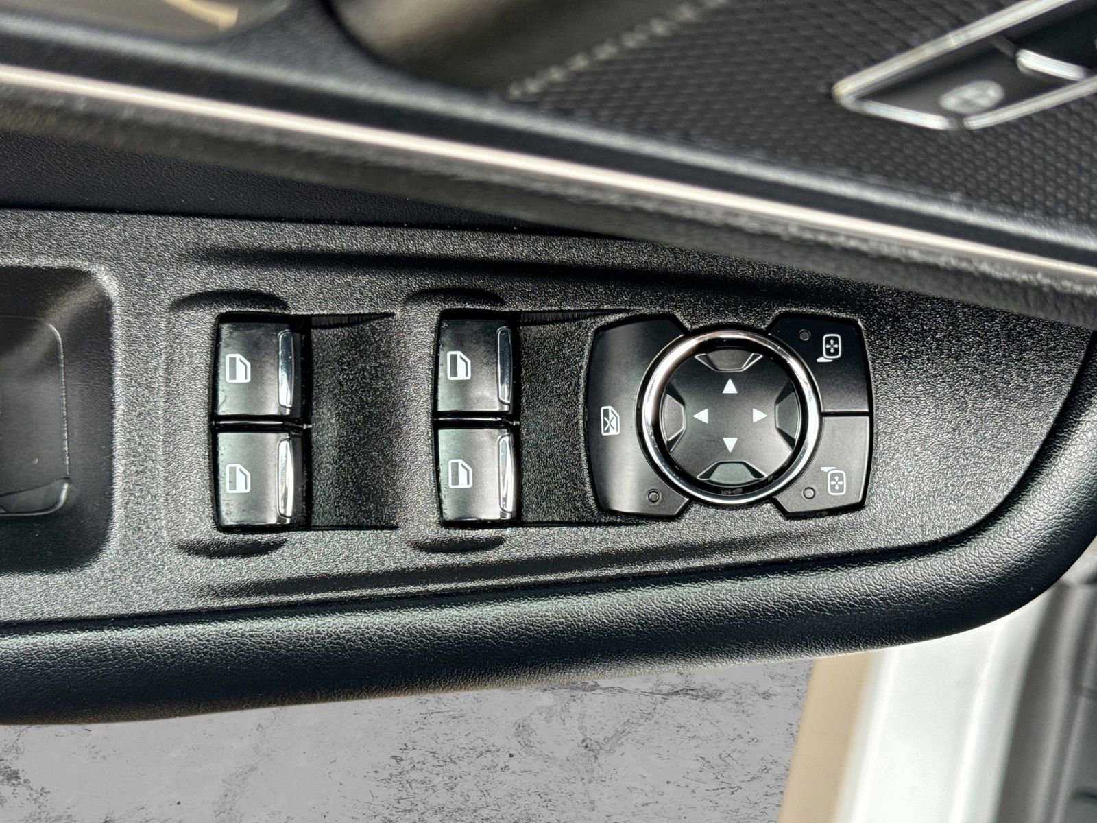 Certified 2023 Ford Edge SEL w/ Convenience Package image 19