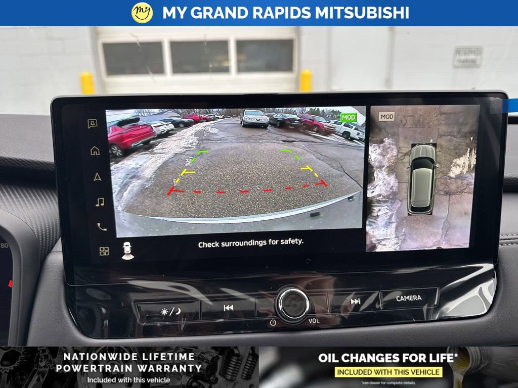 New 2026 Mitsubishi Outlander SE image 25