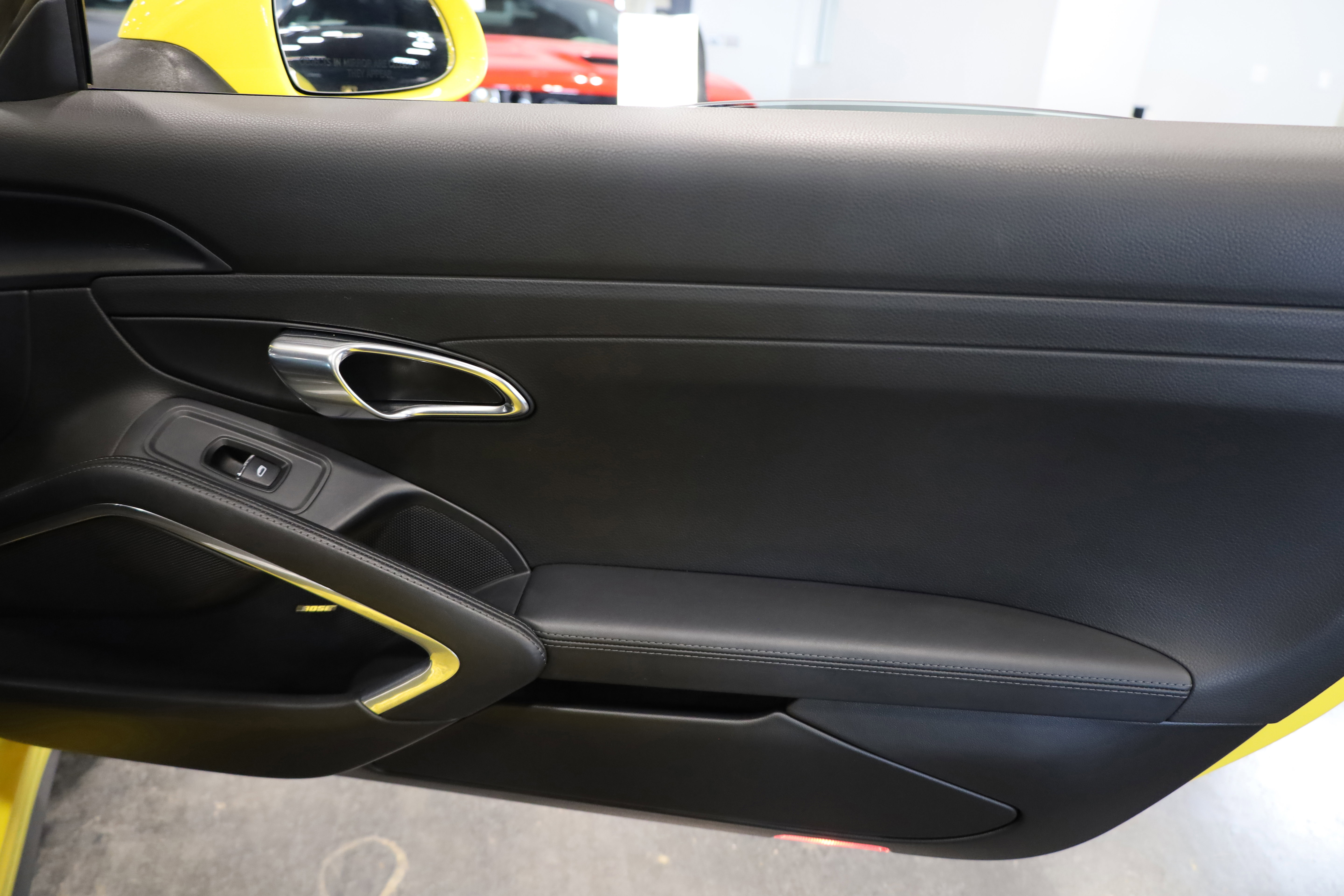 Used 2013 Porsche 911 Carrera 4S image 34