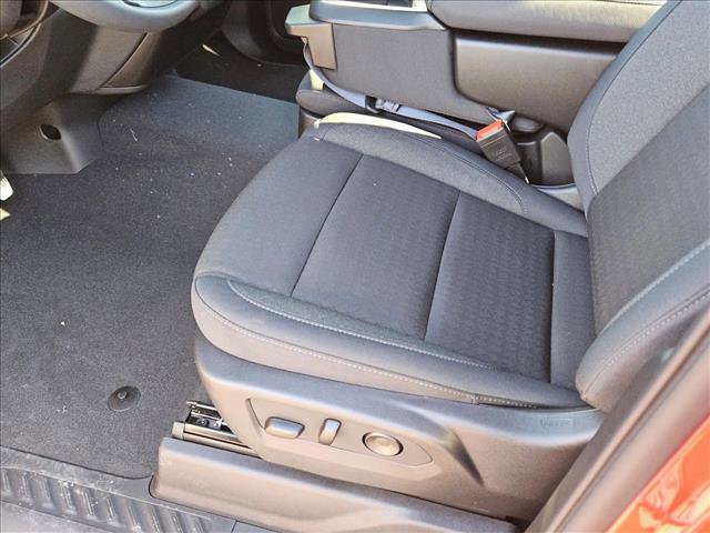 New 2026 Chevrolet Silverado 1500 Custom Trail Boss w/ LPO, Dark Essentials Package image 4