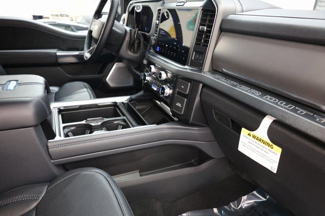 Used 2025 Ford F450 Platinum w/ FX4 Off-Road Package image 94