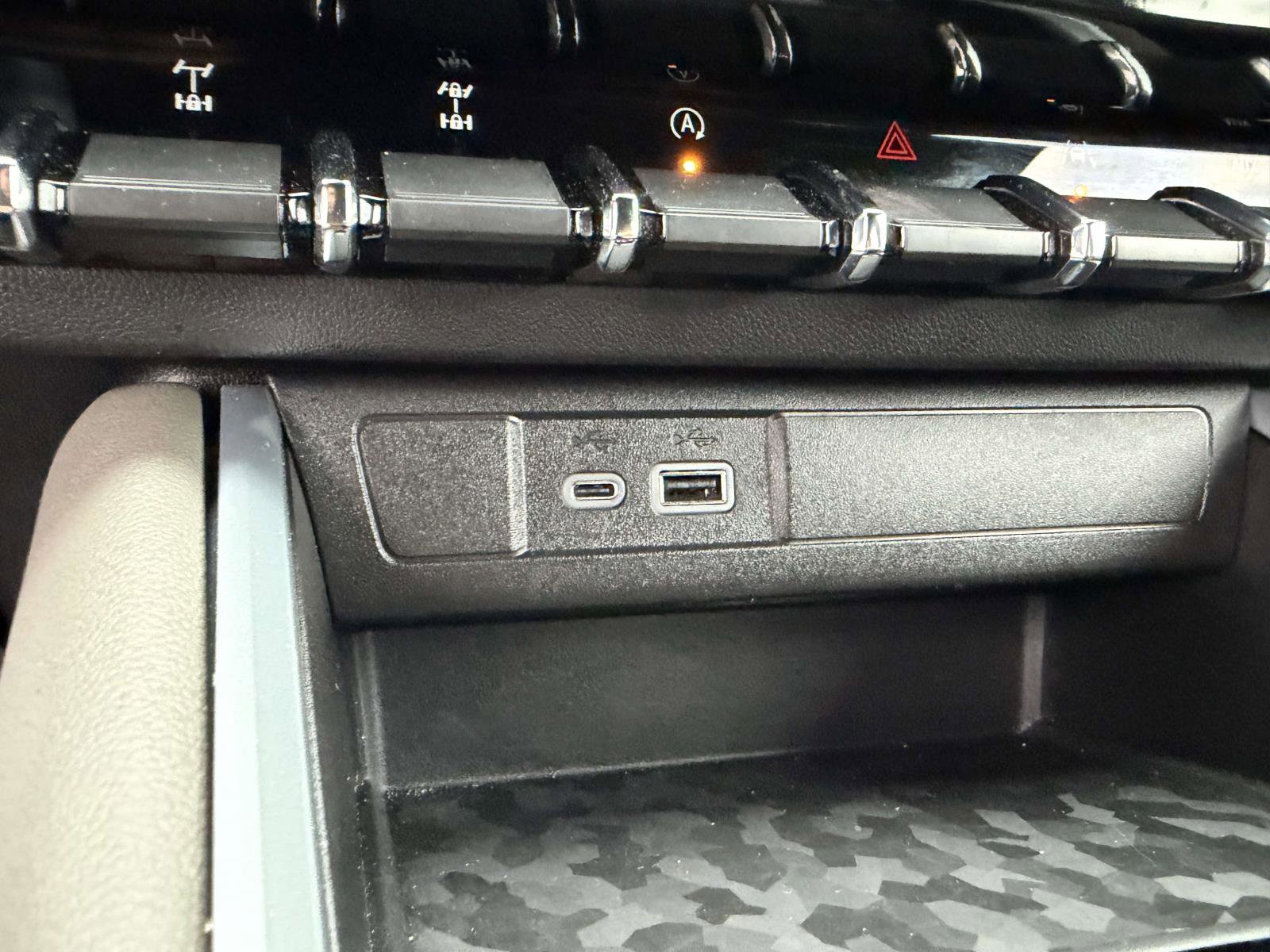 Certified 2024 Chevrolet Colorado ZR2 w/ Safety Package image 28