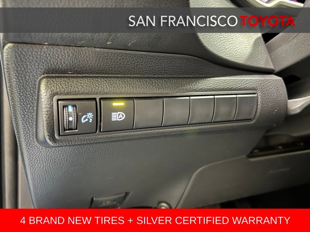 Certified 2019 Toyota Corolla XSE image 35