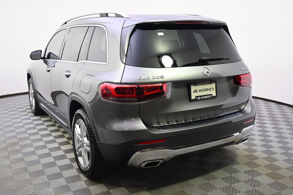Used 2021 Mercedes-Benz GLB 250 4MATIC image 4