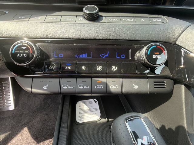 New 2026 Hyundai Elantra N FWD image 24