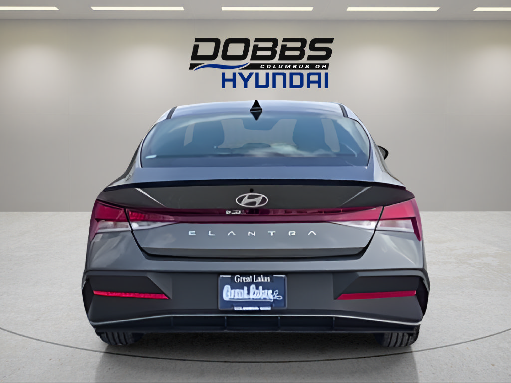 Certified 2026 Hyundai Elantra Sport FWD image 4