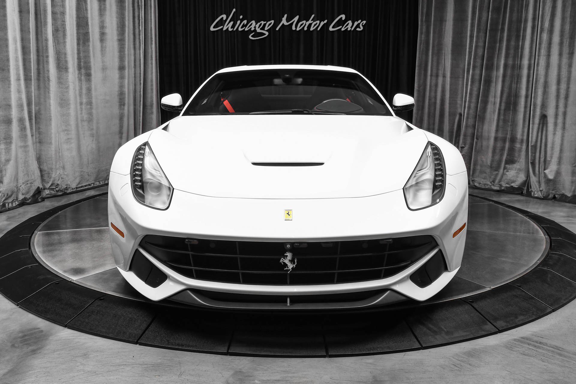 Used 2017 Ferrari F12 Berlinetta RWD image 7