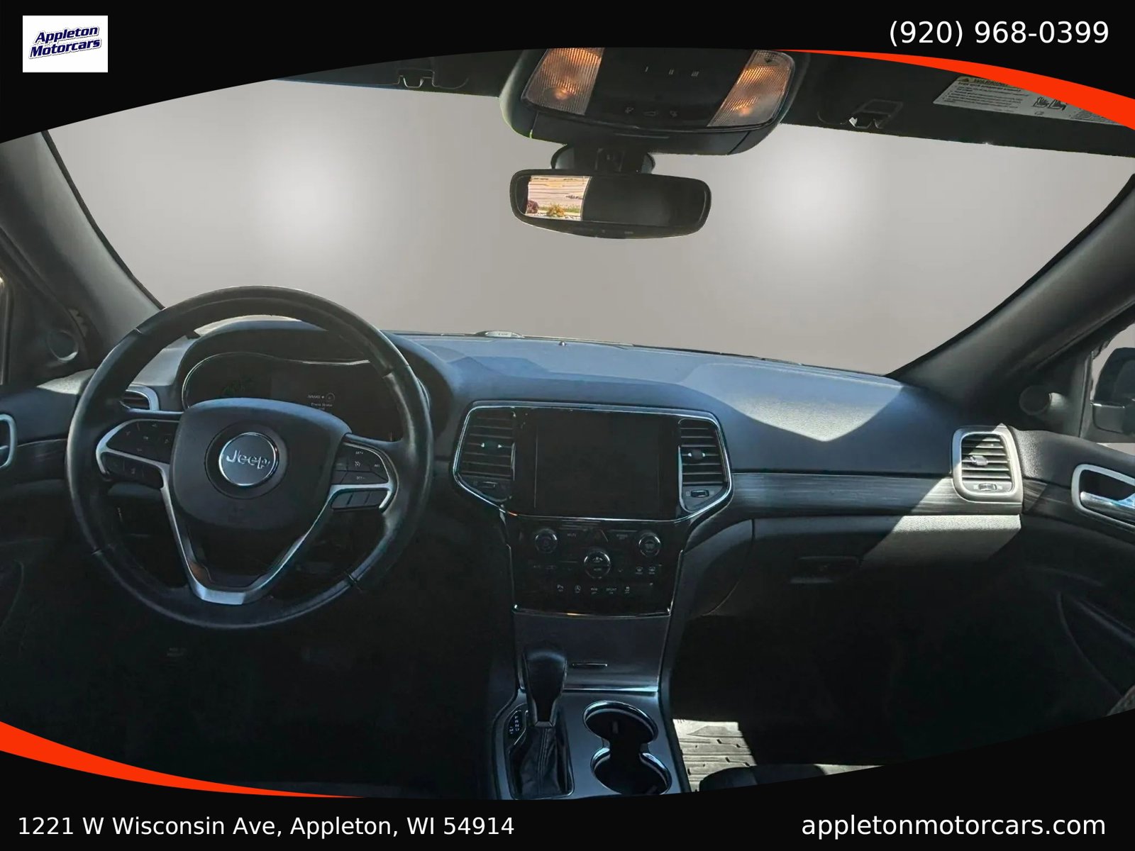 Used 2019 Jeep Grand Cherokee Altitude AWD/4WD image 18
