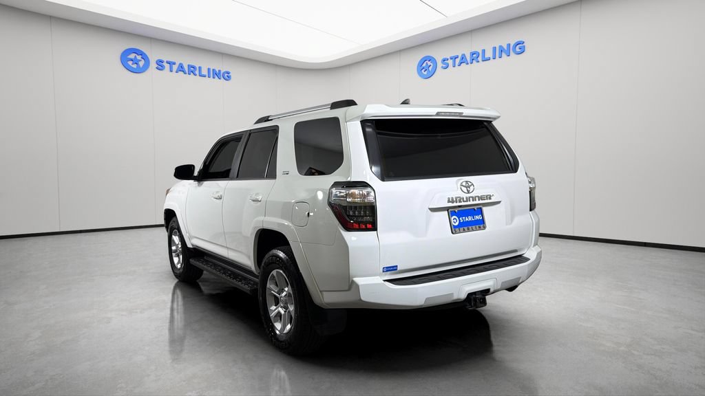 Used 2019 Toyota 4Runner SR5 AWD/4WD image 6