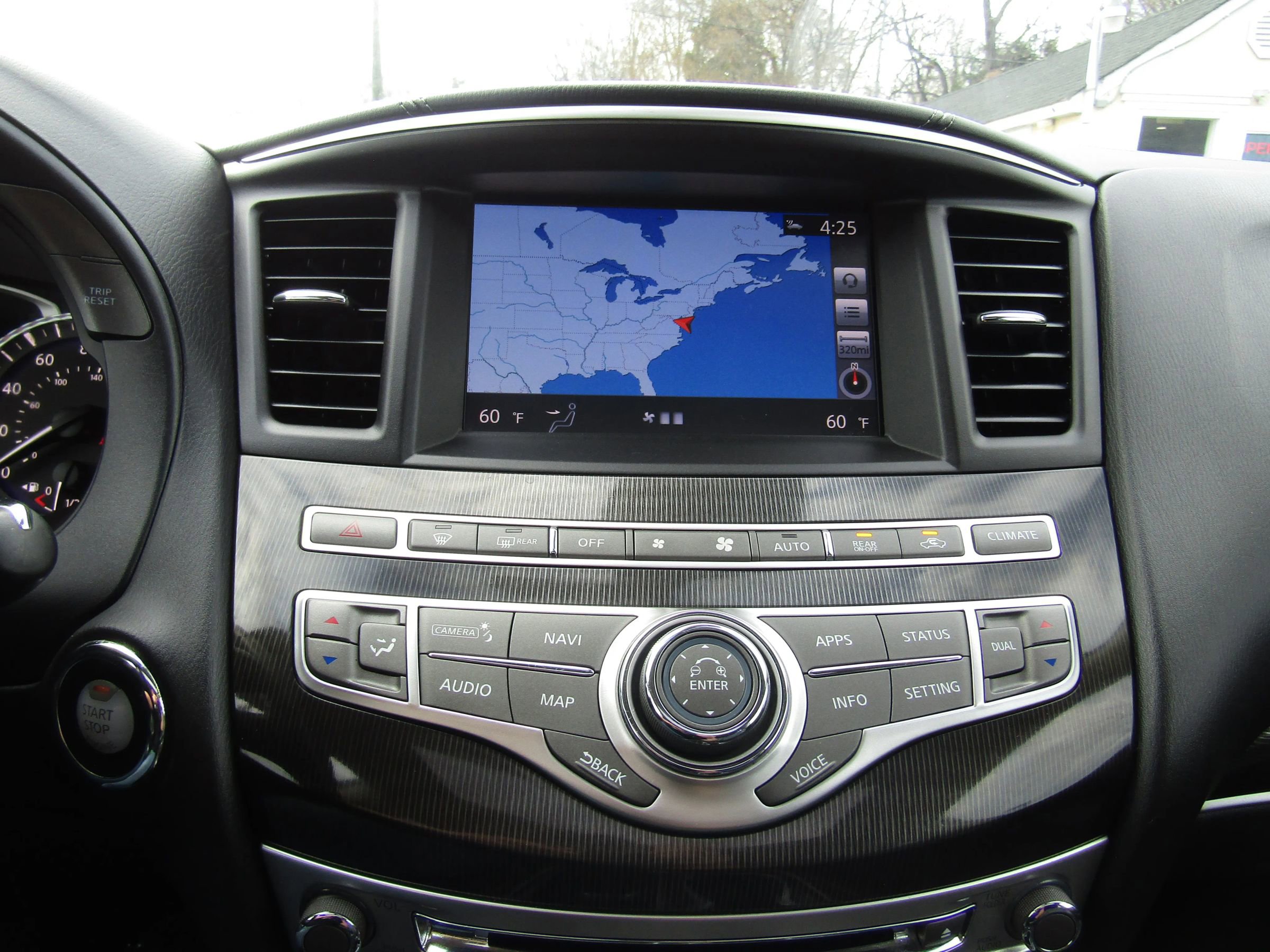 Used 2019 INFINITI QX60 Luxe w/ Essential Package image 27