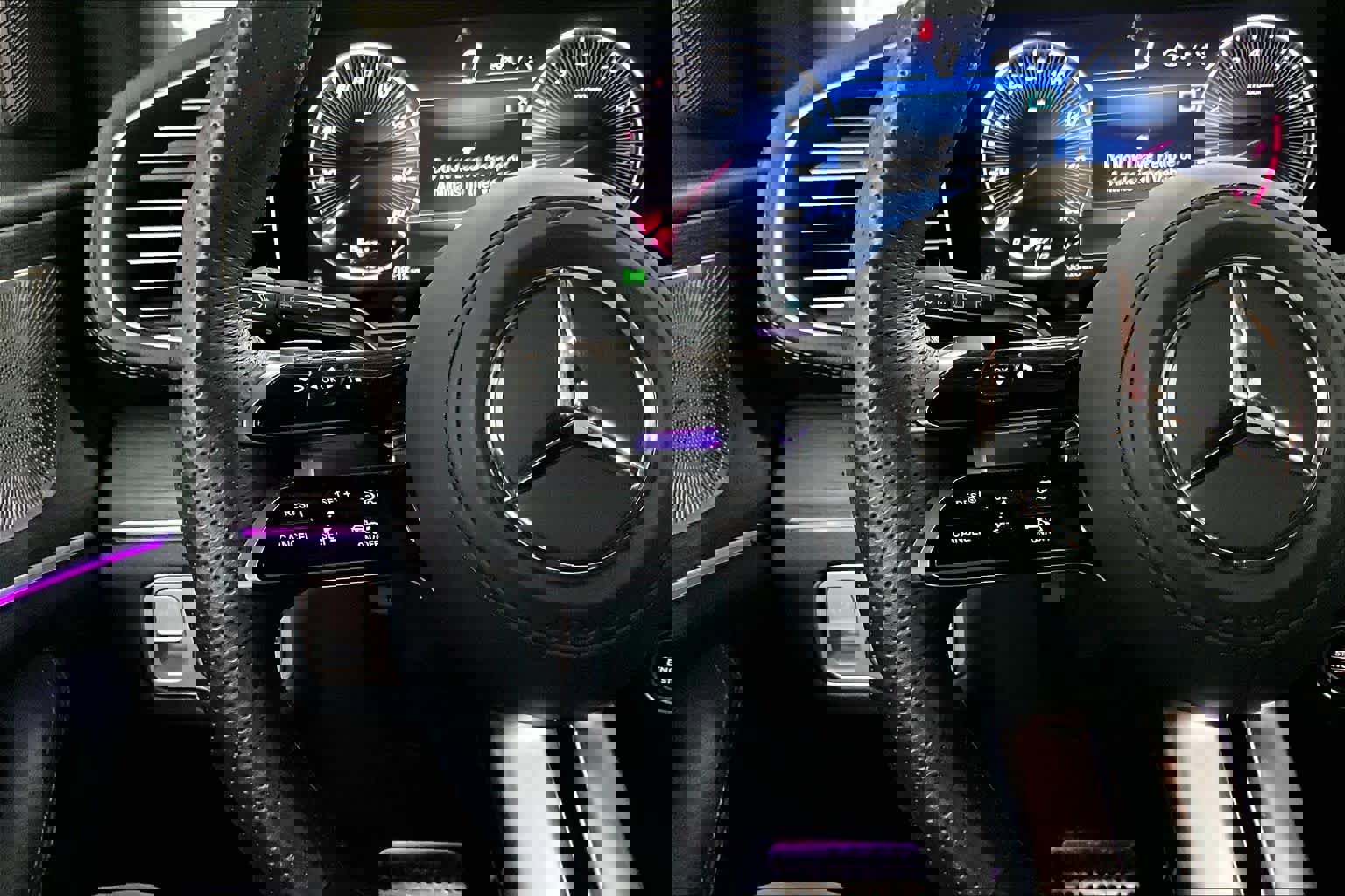 Used 2025 Mercedes-Benz GLS 450 GLS 450 image 20