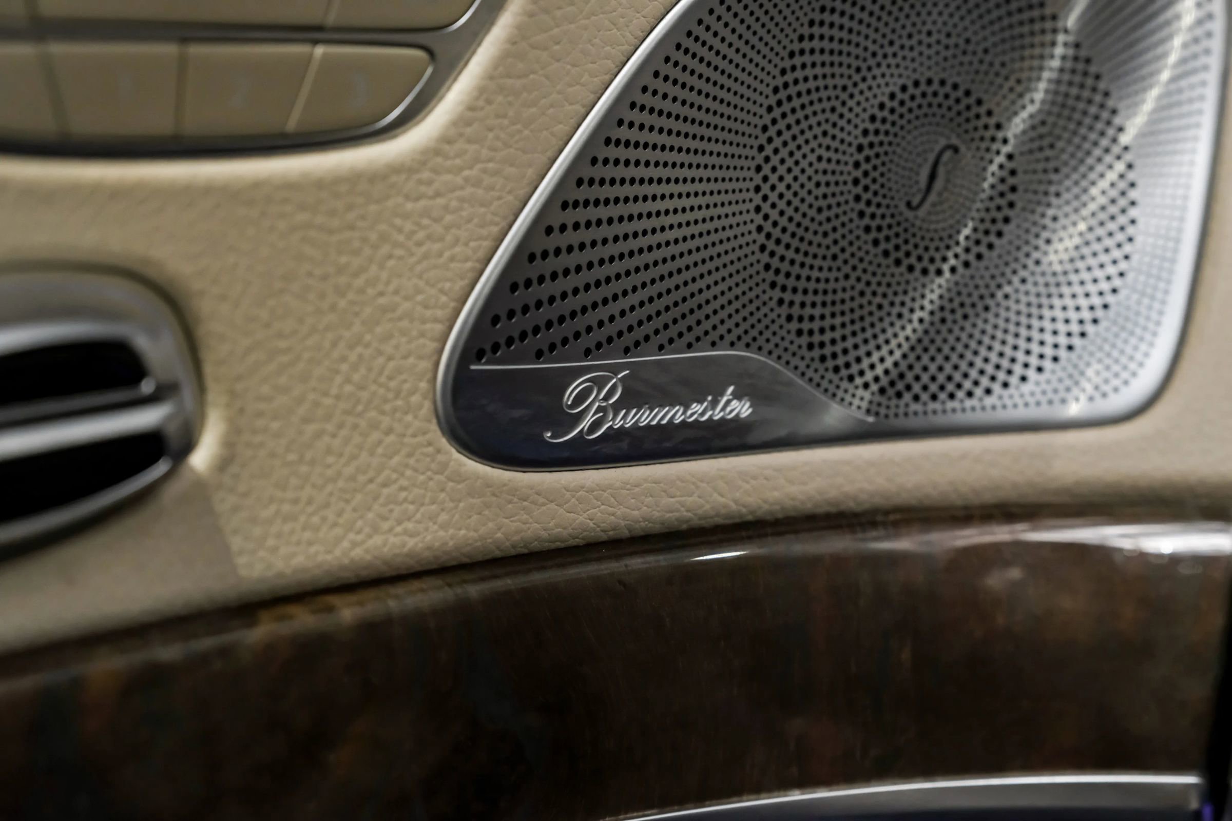 Used 2015 Mercedes-Benz S 550 Sedan image 46