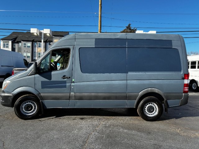 Used 2018 Mercedes-Benz Sprinter 2500 image 9