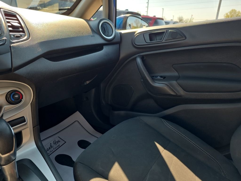 Used 2019 Ford Fiesta SE FWD image 15