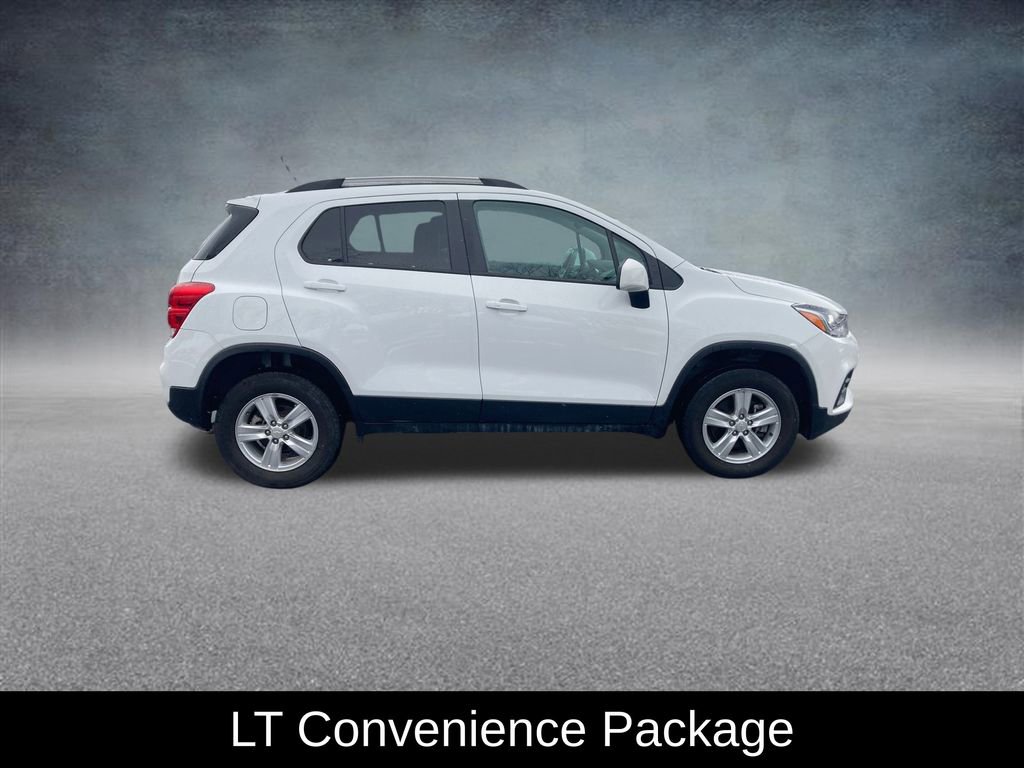 Used 2022 Chevrolet Trax LT w/ Driver Confidence Package image 8