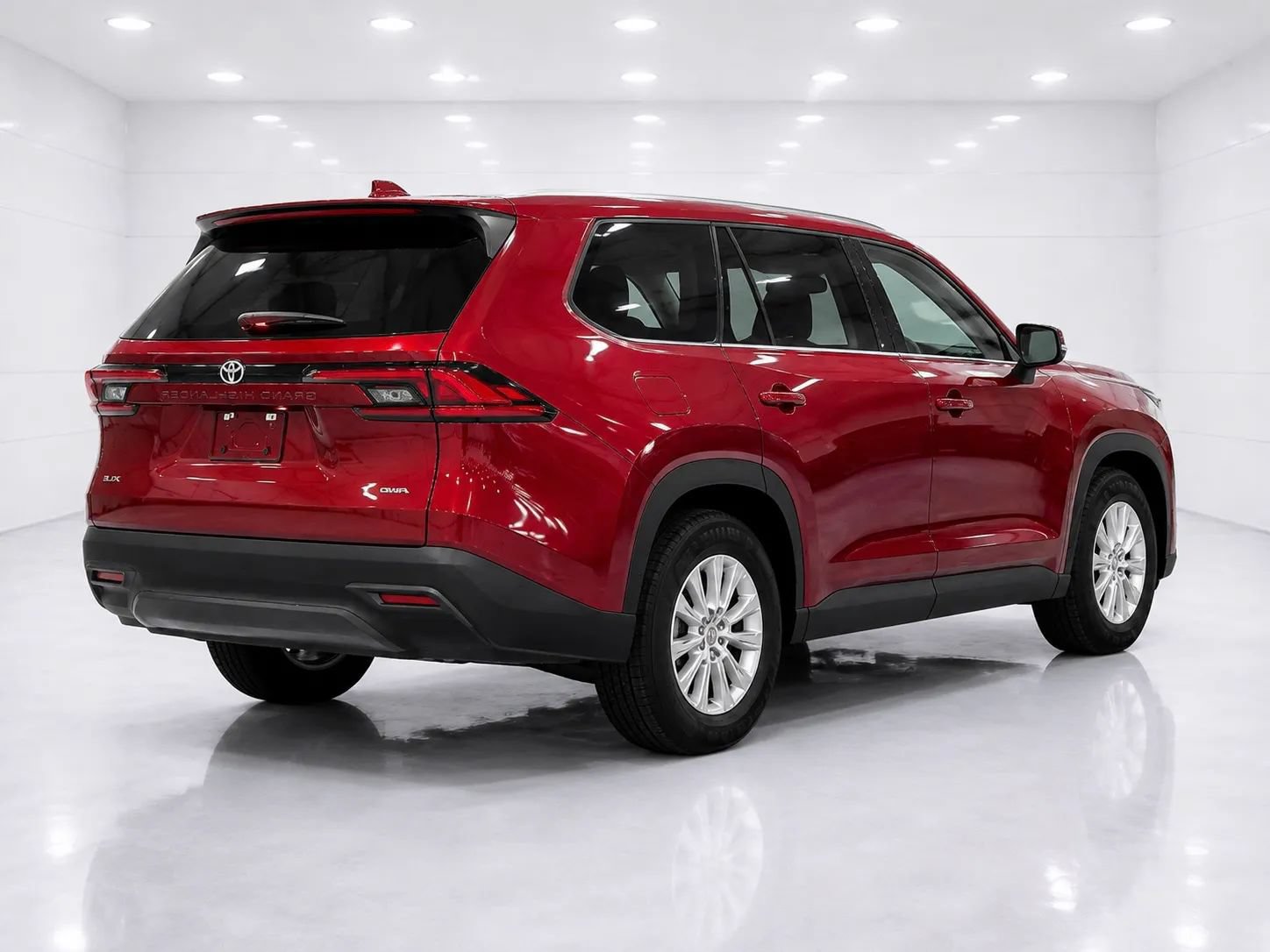 Used 2025 Toyota Grand Highlander AWD image 5