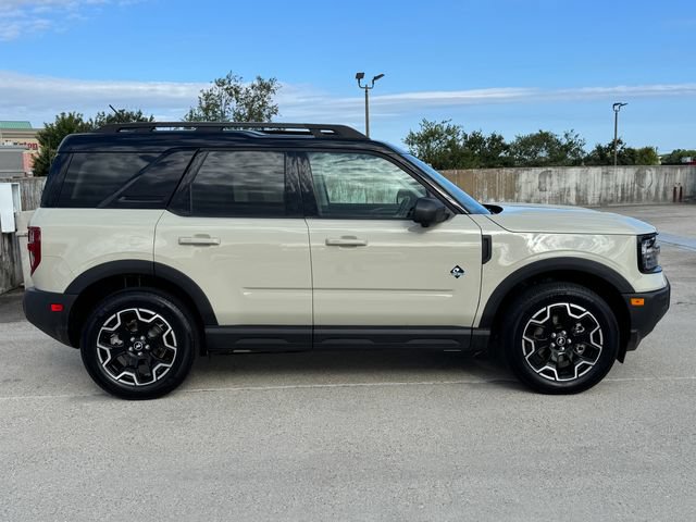 Used 2025 Ford Bronco Sport Outer Banks w/ Outer Banks Tech Package+ AWD/4WD image 4