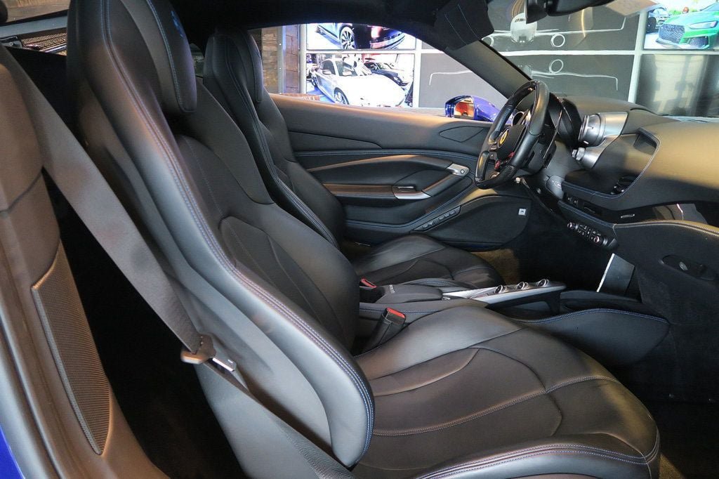 Used 2020 Ferrari F8 Tributo RWD image 4