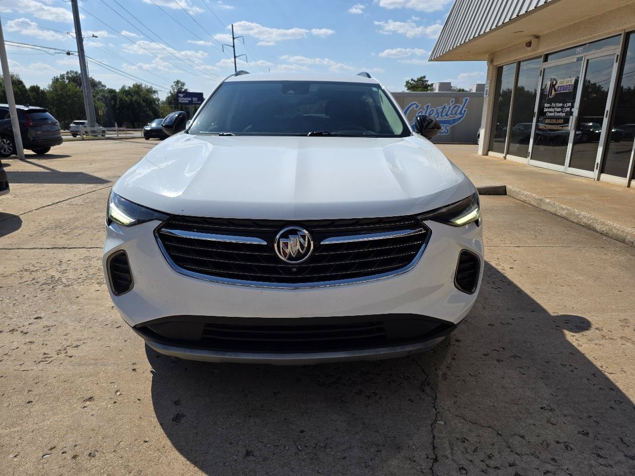 Used 2022 Buick Envision Essence w/ Technology Package II FWD image 2