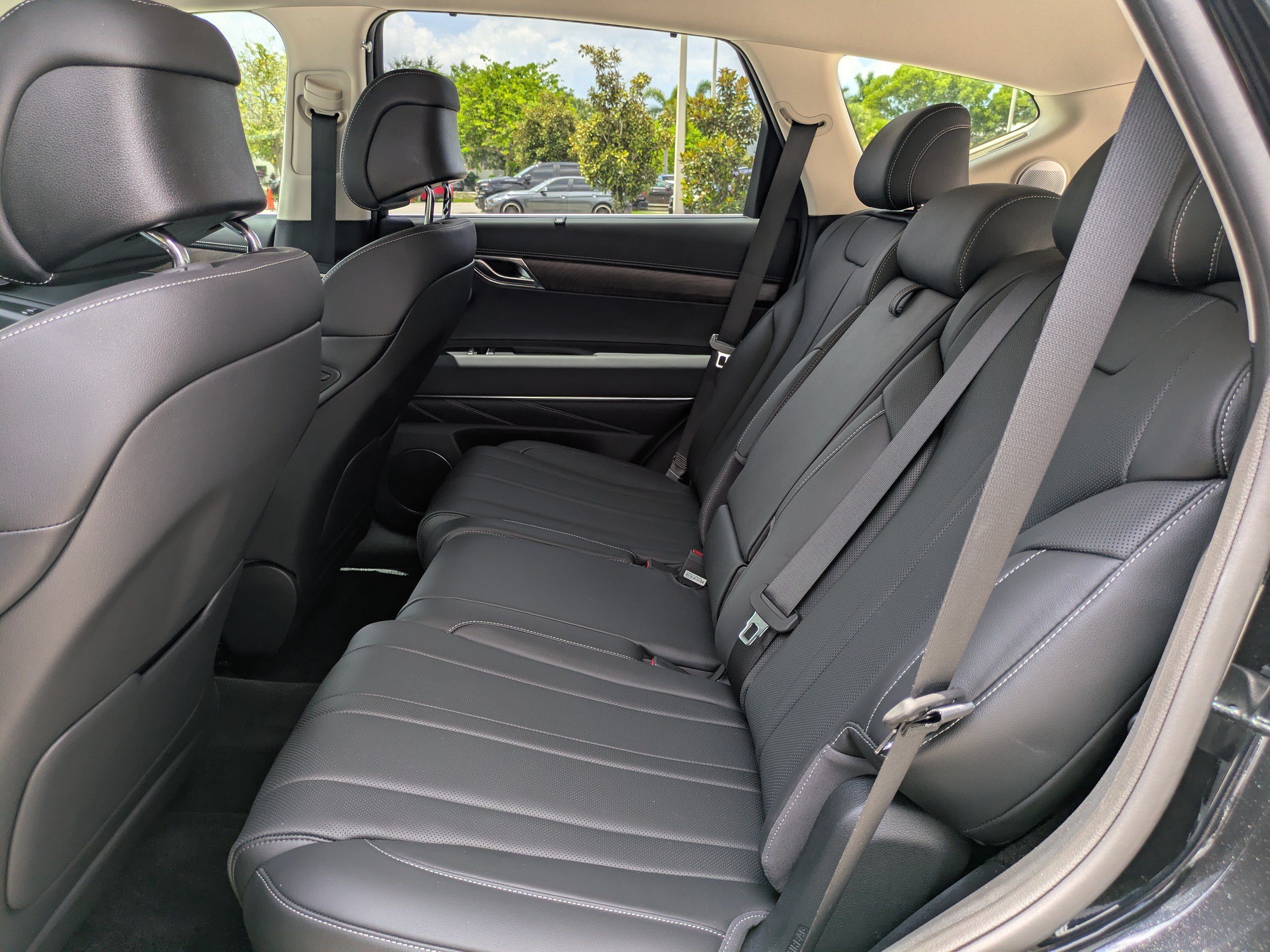 Certified 2025 Genesis GV80 2.5T Advanced AWD/4WD image 13