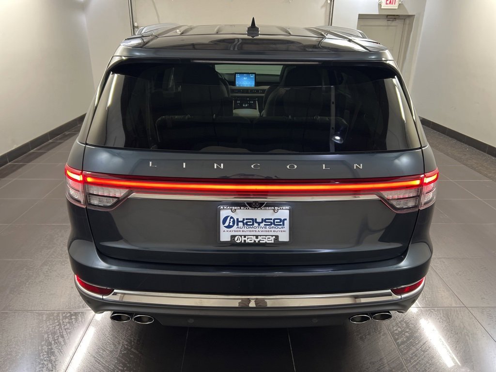 Used 2022 Lincoln Aviator Reserve w/ Equipment Group 201A image 5