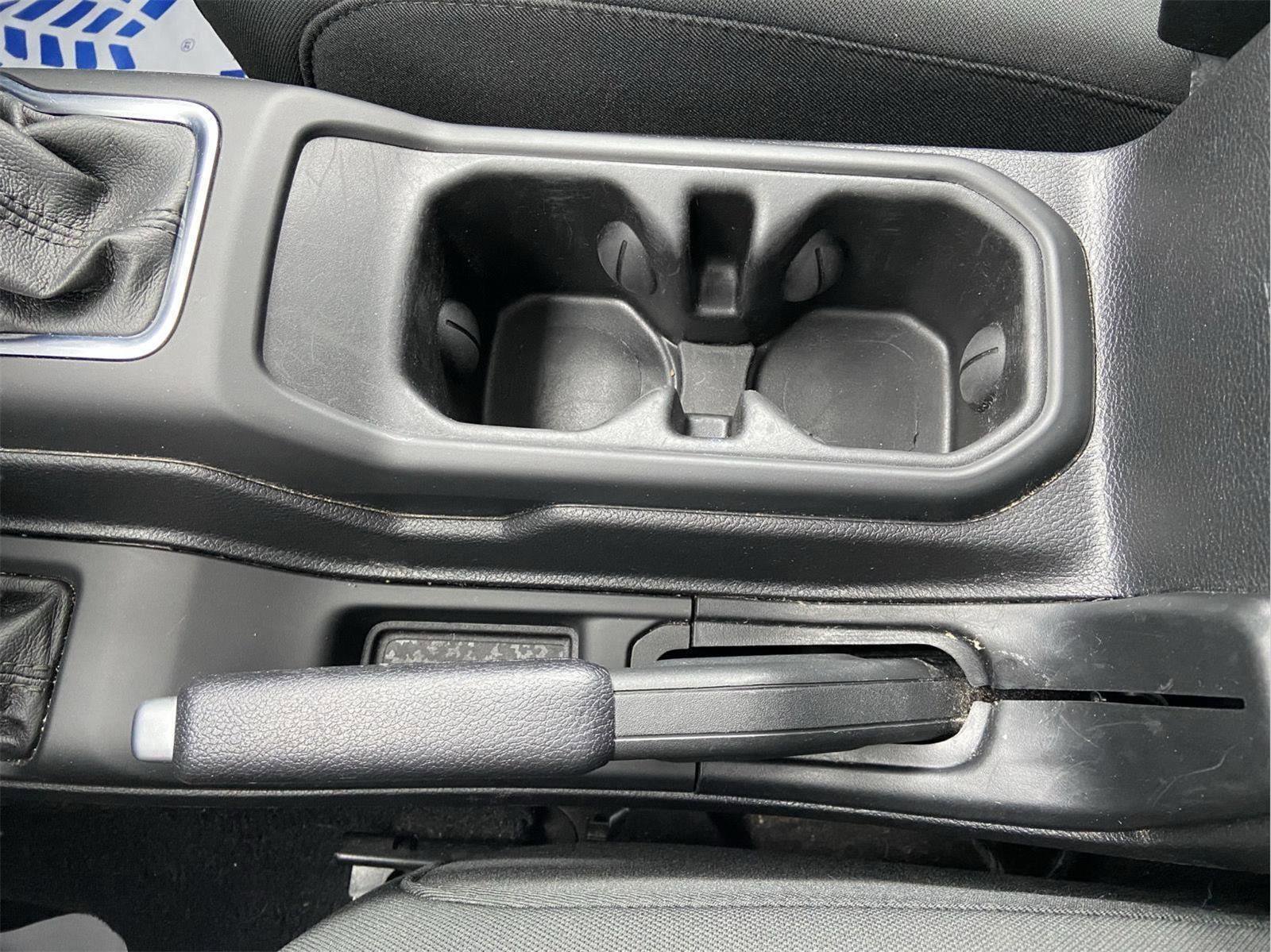 Used 2021 Jeep Wrangler Unlimited Sport image 32