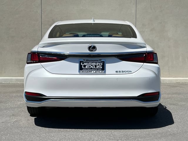 Used 2025 Lexus ES 300h w/ Premium Package FWD image 6