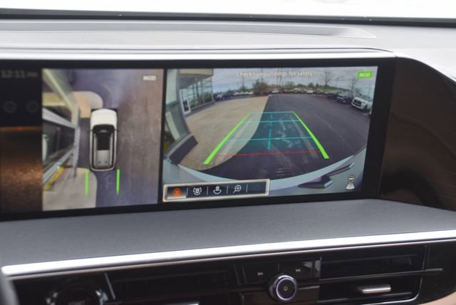 Used 2025 INFINITI QX80 Sensory AWD/4WD image 4