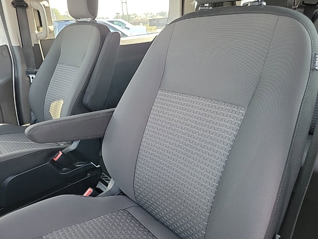 Used 2022 Ford Transit 350 XLT image 11