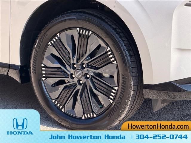 Used 2025 Nissan Murano Platinum w/ Cargo Package image 25