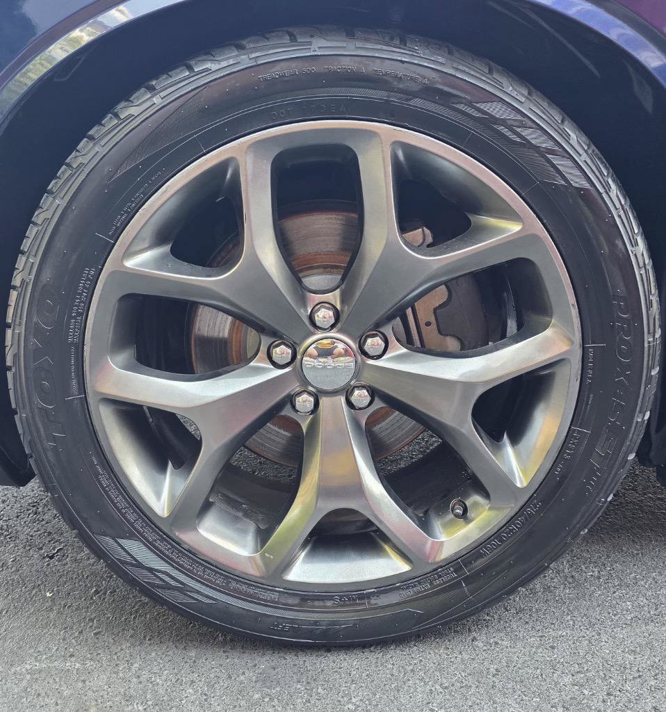 Used 2015 Dodge Challenger R/T Plus RWD image 6
