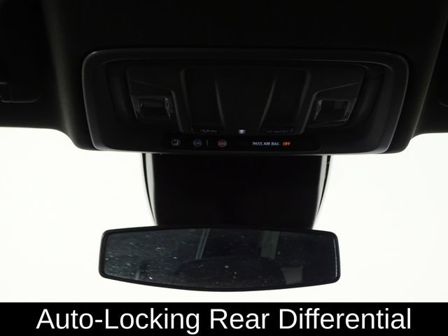 Used 2025 GMC Sierra 1500 Elevation image 22