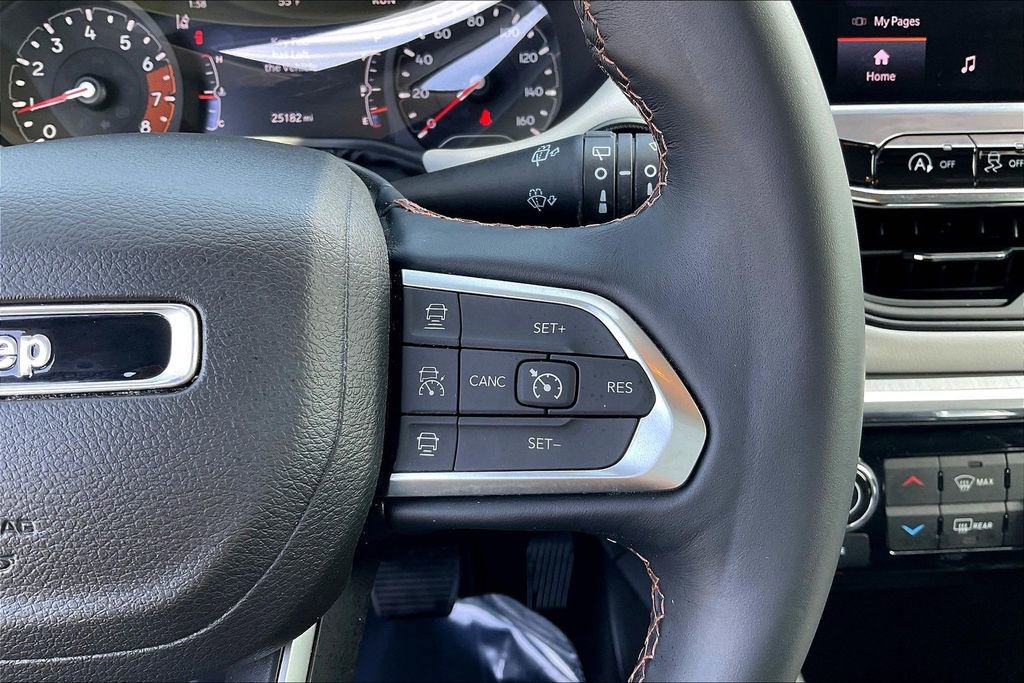 Used 2022 Jeep Compass Limited image 14