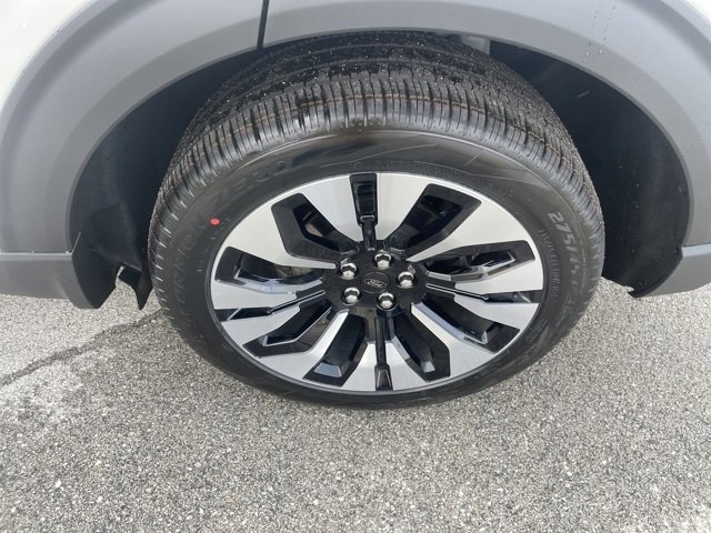 New 2026 Ford Explorer Platinum w/ LUX Leather Package image 17