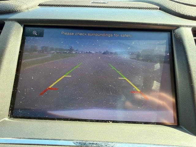 Used 2013 Lincoln MKS AWD image 25