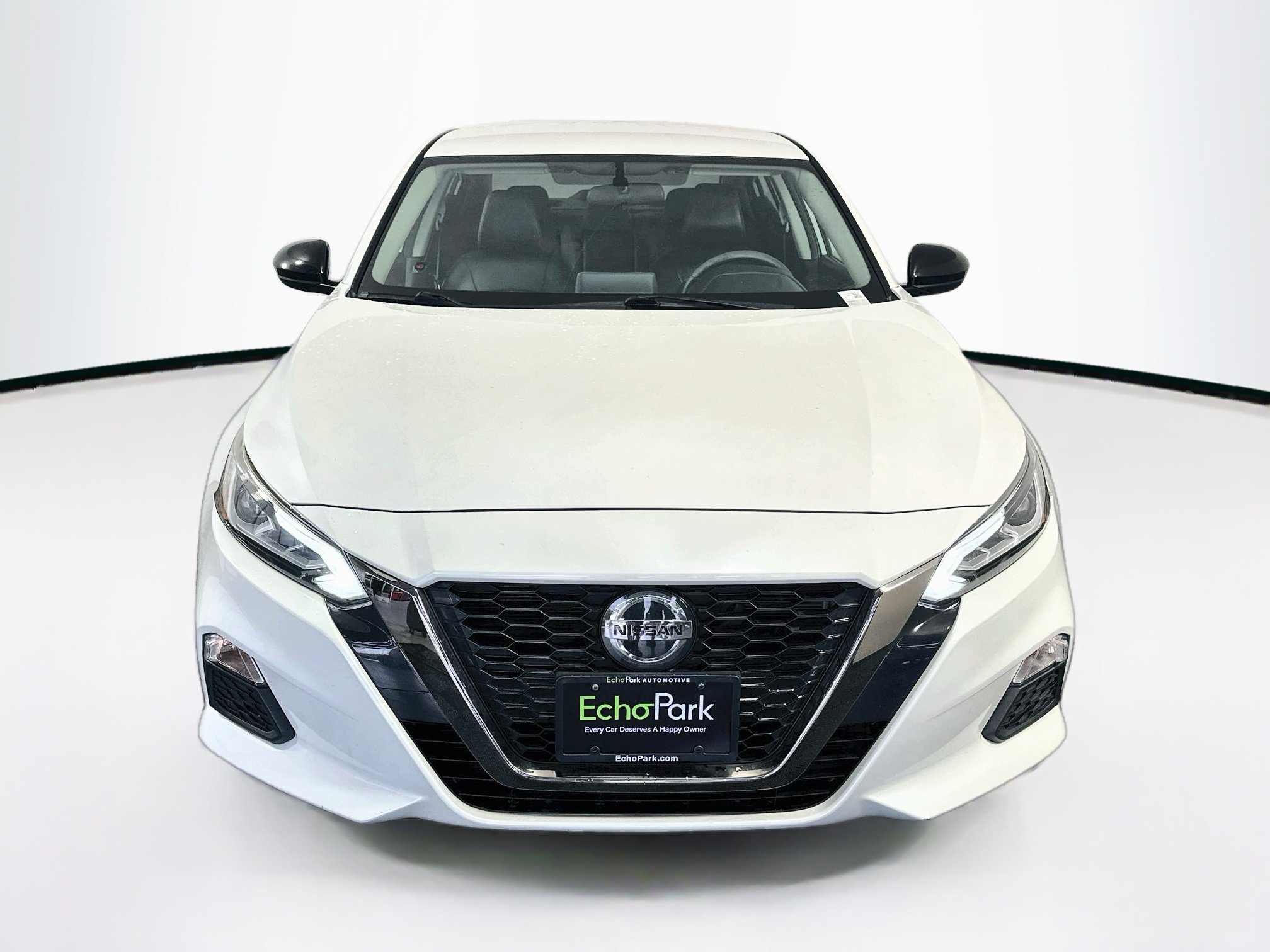Used 2019 Nissan Altima 2.5 SR FWD image 2