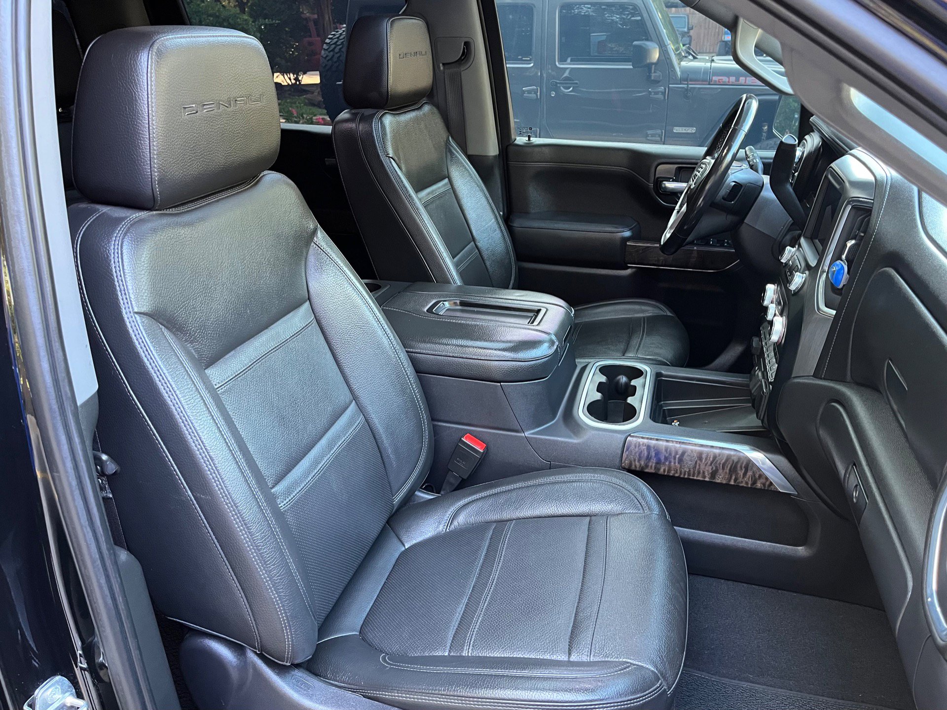 Used 2021 GMC Sierra 1500 Denali w/ Denali Premium Package image 29