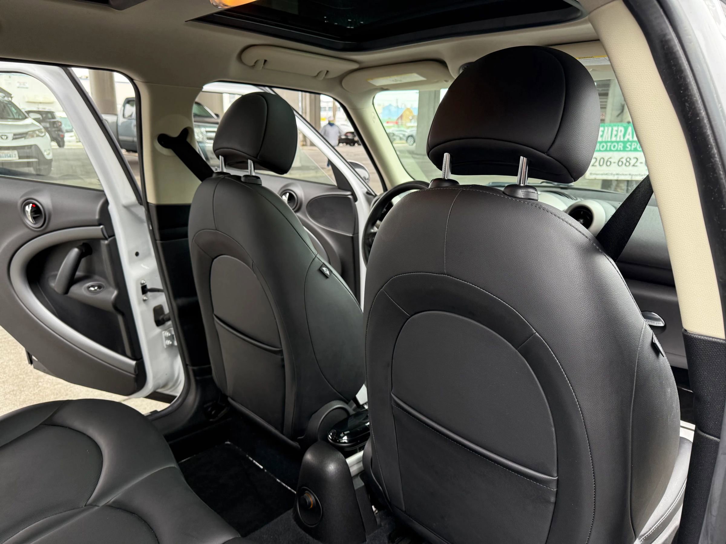 Used 2012 MINI Cooper Countryman S w/ Cold Weather Pkg image 18