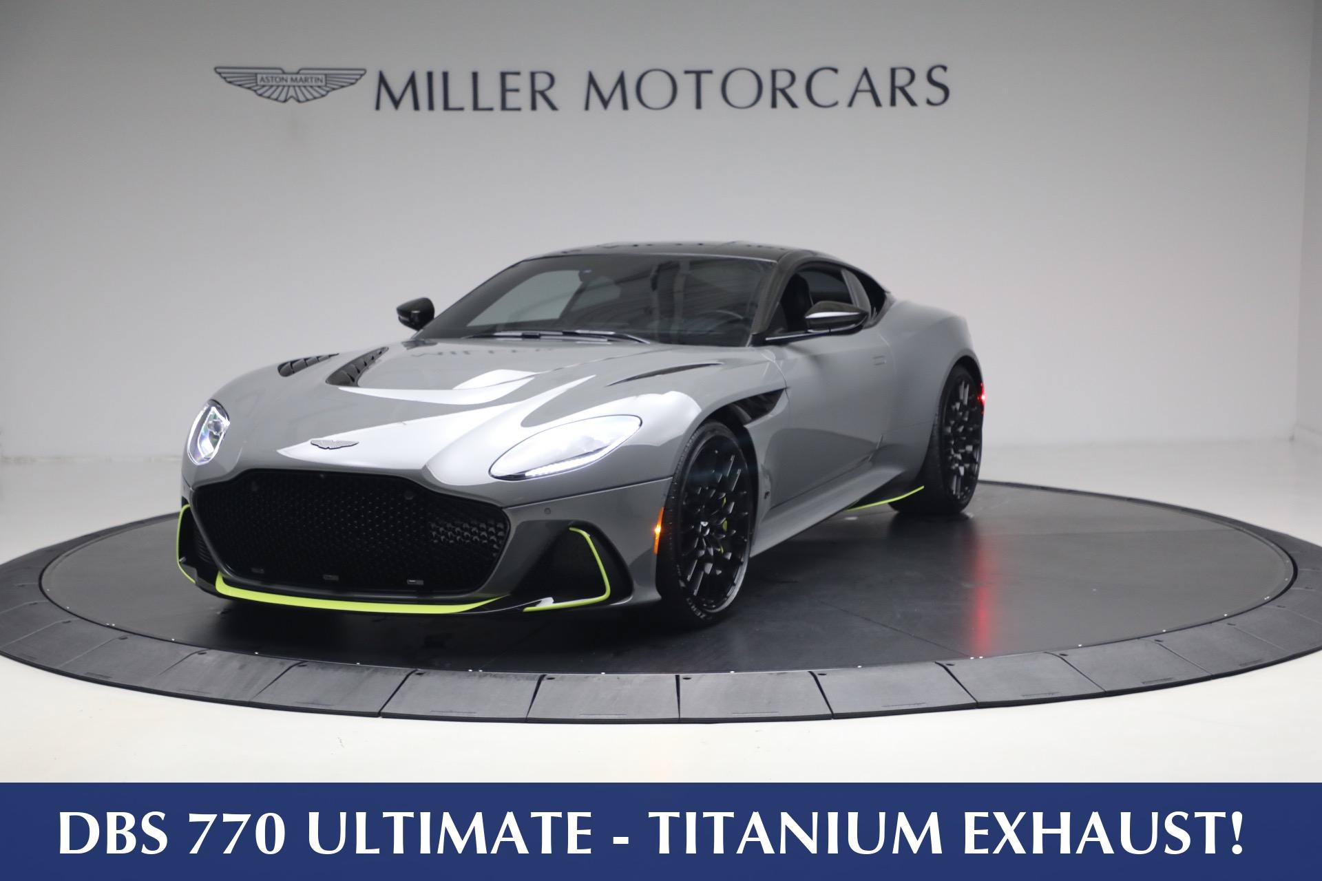 Used 2023 Aston Martin DBS Coupe RWD image 1
