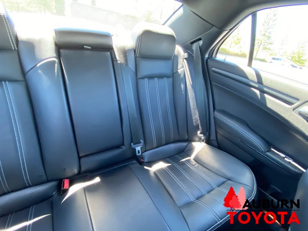 Used 2015 Chrysler 300 S RWD image 19
