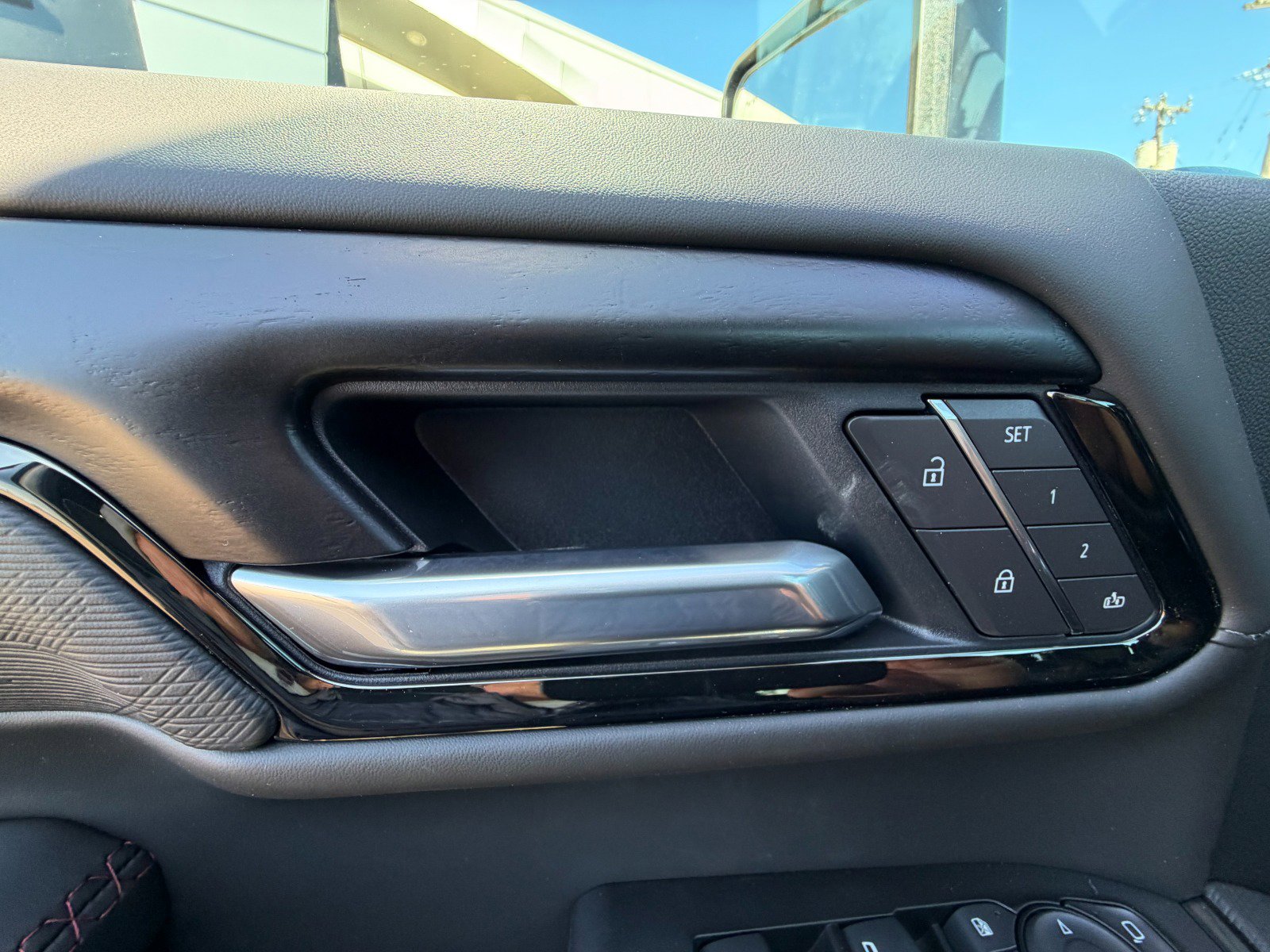 New 2026 GMC Sierra 2500 AT4X w/ LPO, Black Badging Package image 13