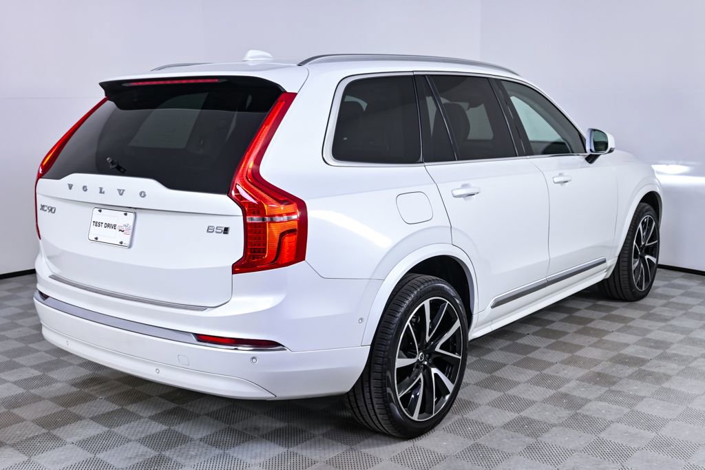 Certified 2024 Volvo XC90 B5 Plus w/ Protection Package Premier image 31